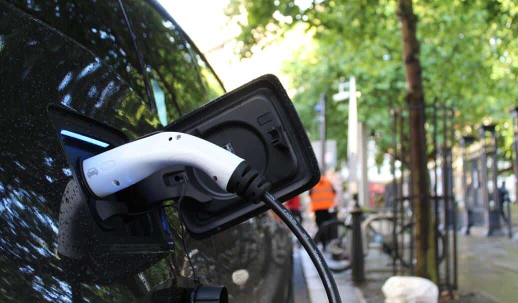 China to create more convenience for NEVs in charging and use-CnEVPost