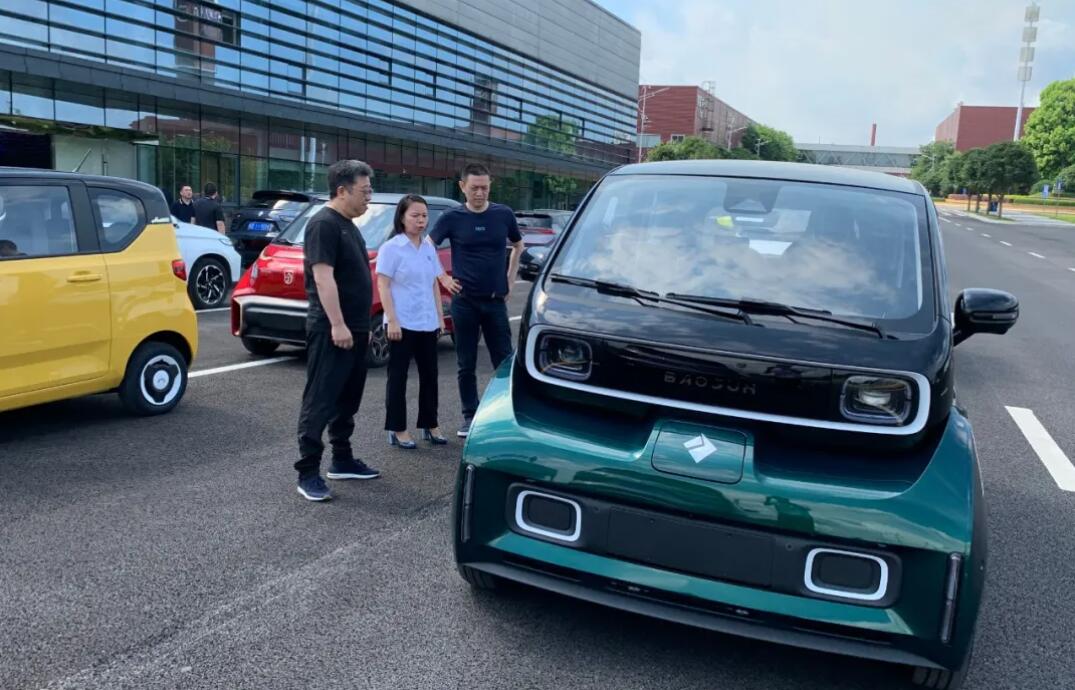 Nio's William Li visited SAIC-GM-Wuling, maker of Mini EV-CnEVPost