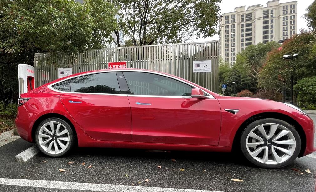 Tesla reportedly delivering vehicles without USB ports in US due to chip shortage-CnEVPost