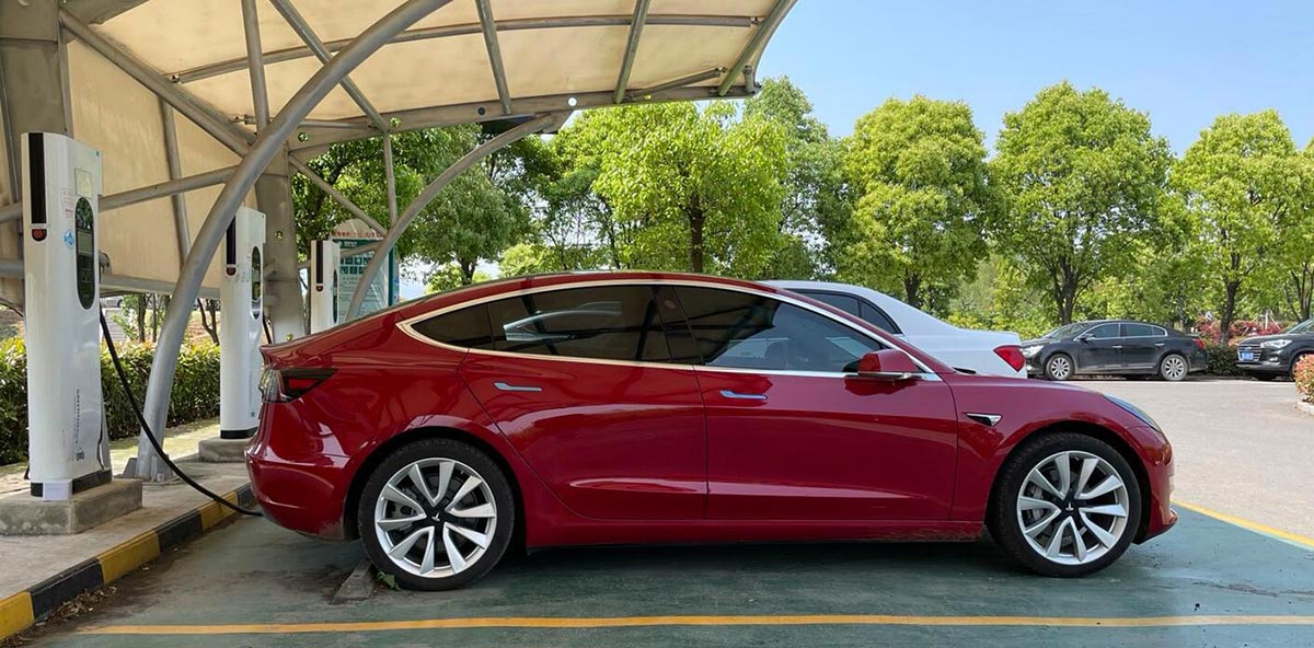 Tailgating in the Tesla