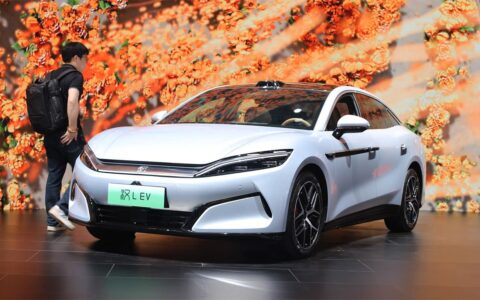 Beijing becomes latest Chinese city to ban petrol cars from joining ride-hailing platforms